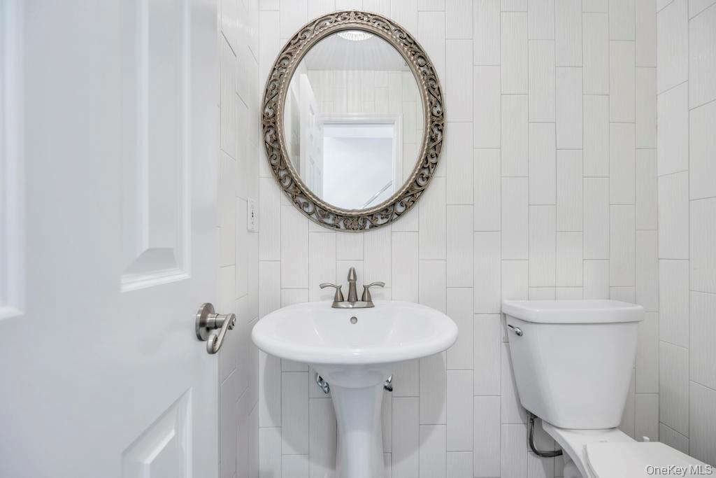 7 Waters Edge Unit: 7