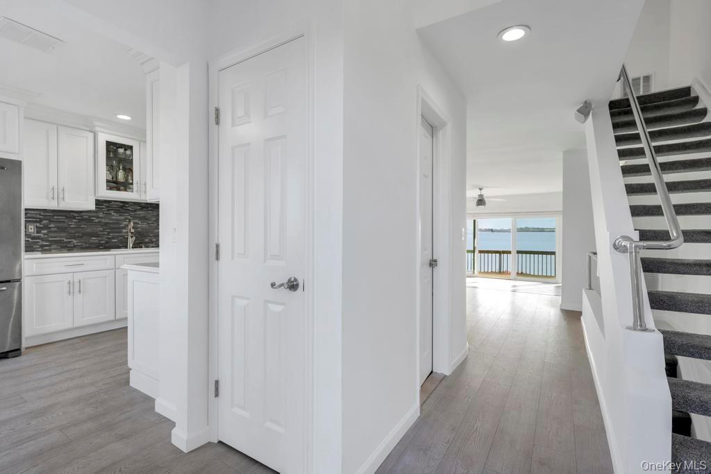 7 Waters Edge Unit: 7