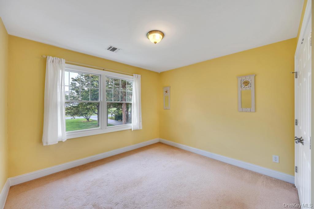 83 Gillette Avenue