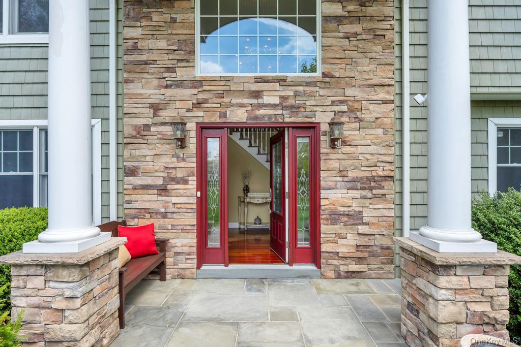 83 Gillette Avenue