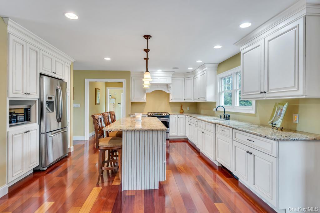 83 Gillette Avenue