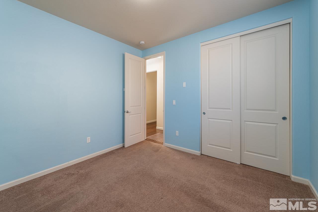 1407 Hogadon Way