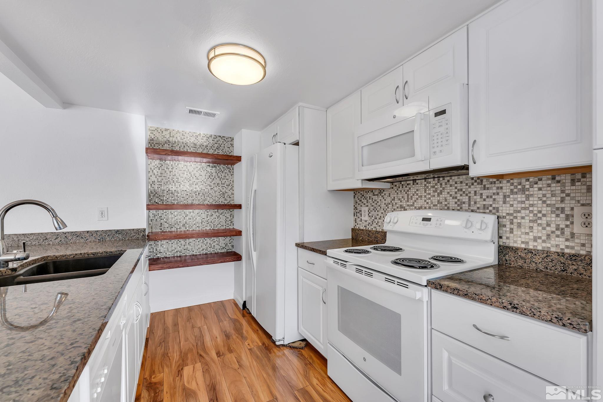 3230 Wedekind Road, APT 106