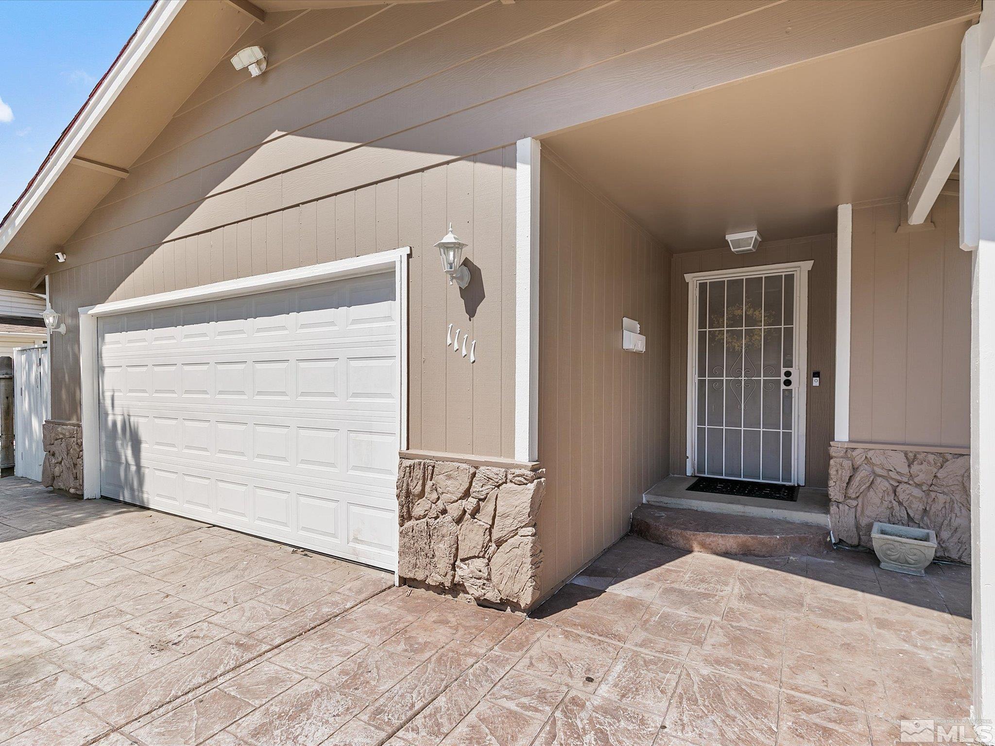 1111 Breaker Way