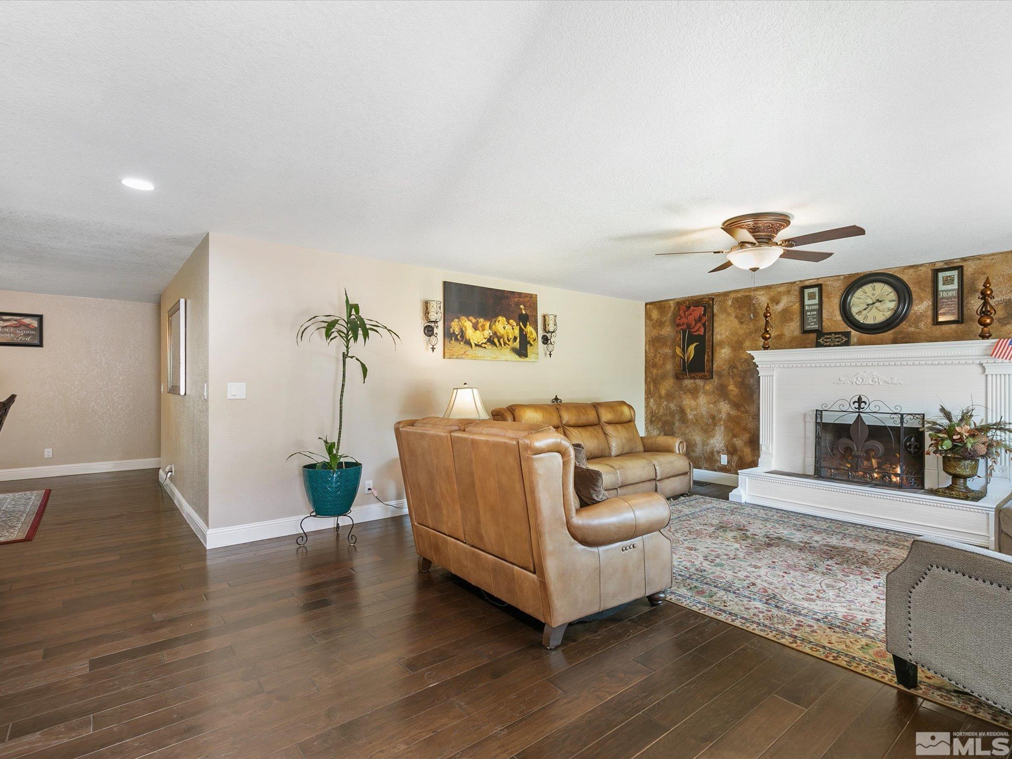 1111 Breaker Way
