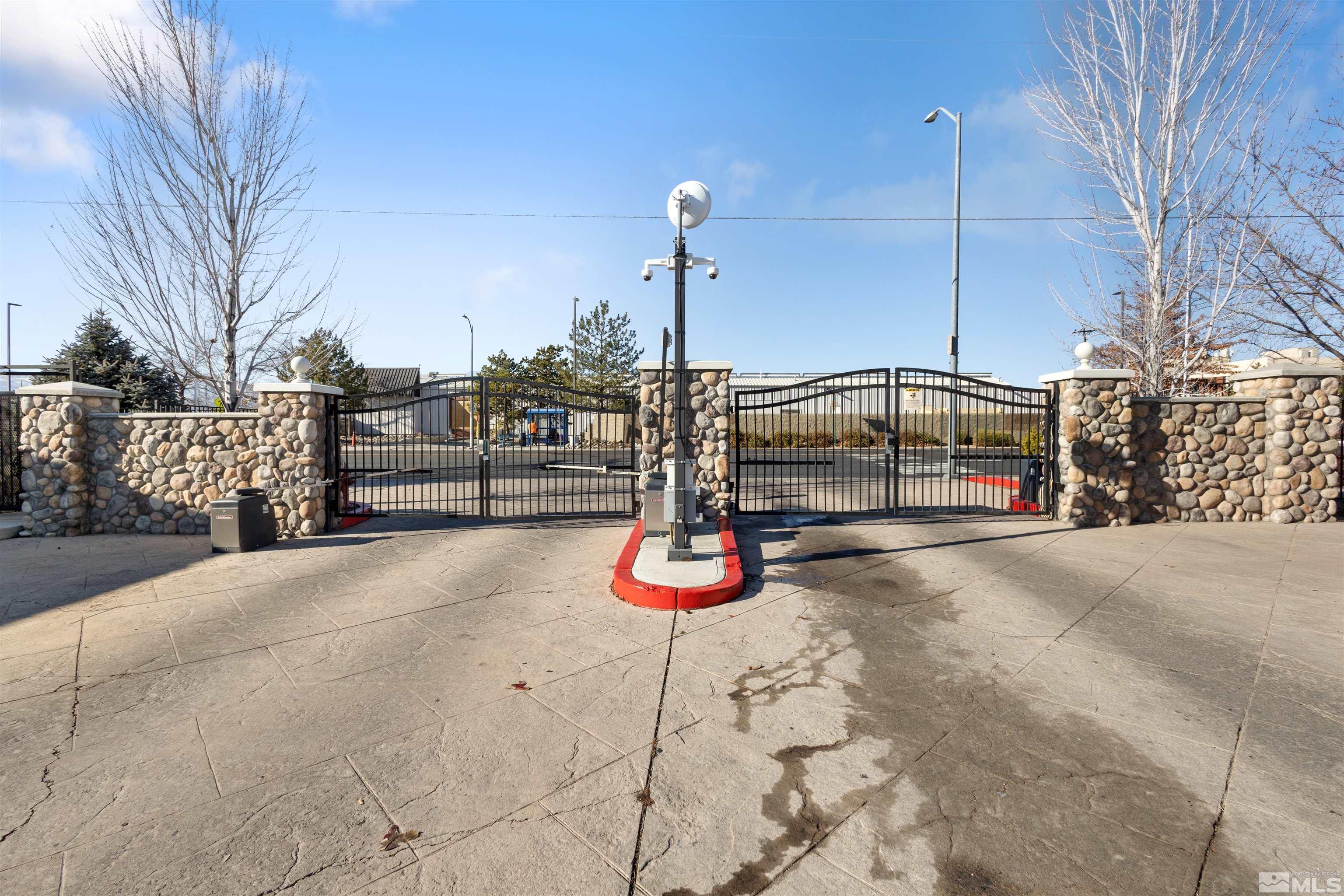 2000 Silverada Boulevard, UNIT 213