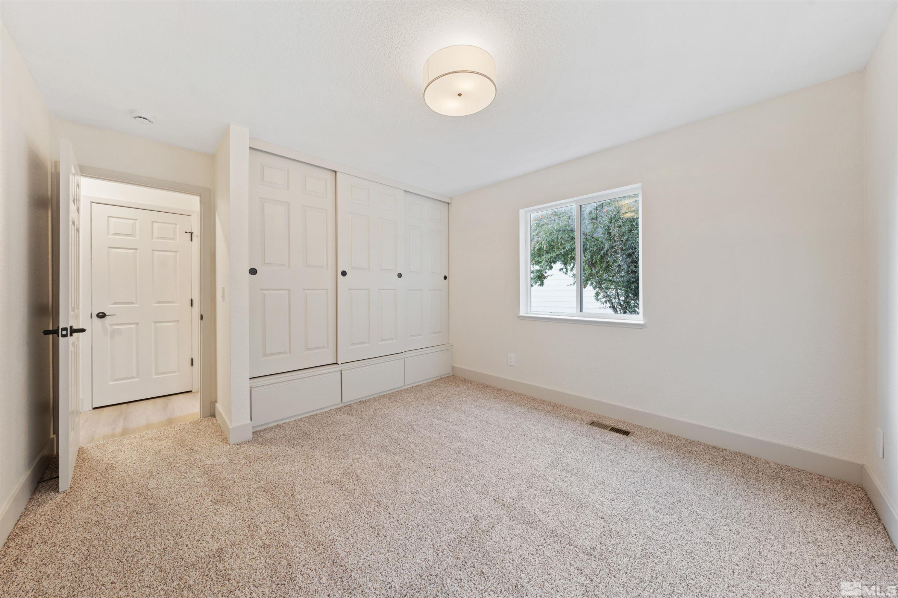 2594 Betsy Street