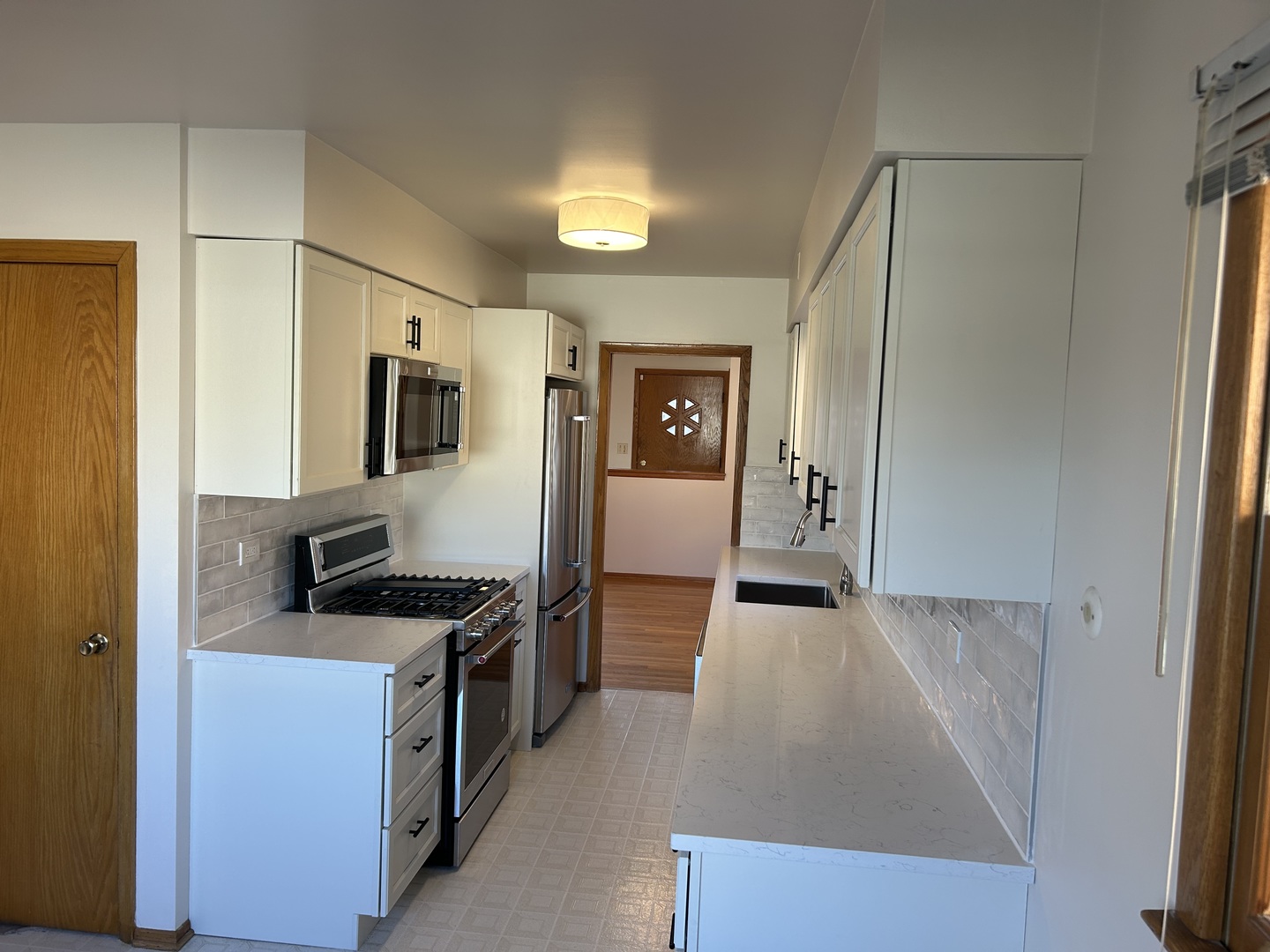 733 S Berkley Avenue