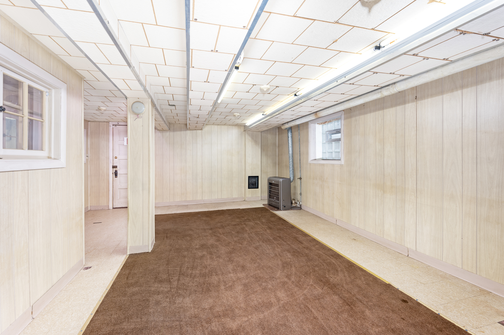 1177 S Clarence Avenue