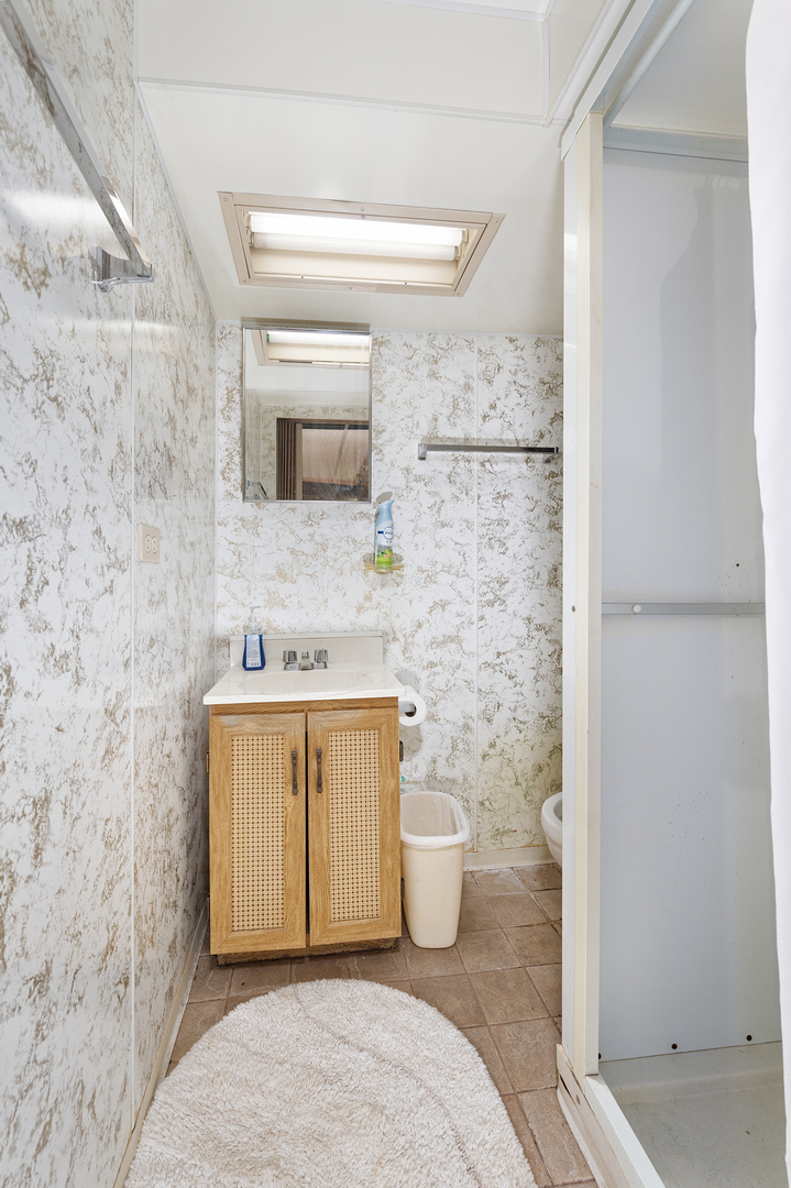 1177 S Clarence Avenue