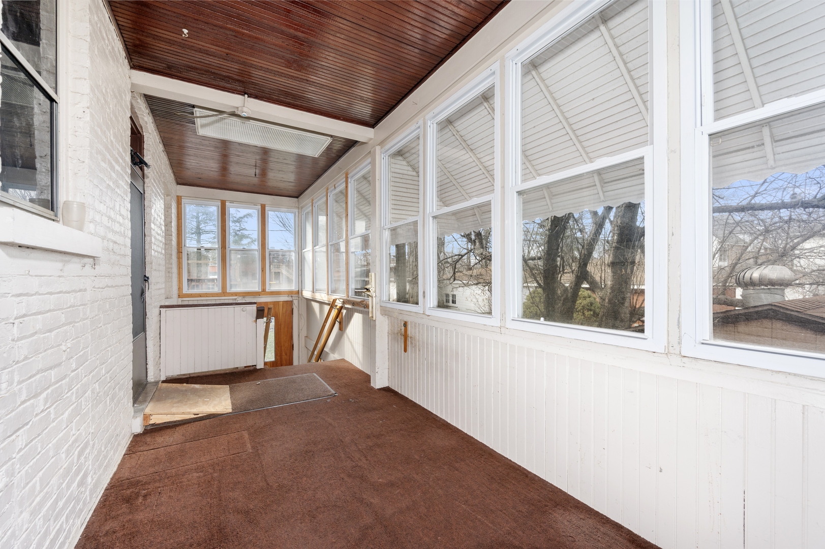 1177 S Clarence Avenue