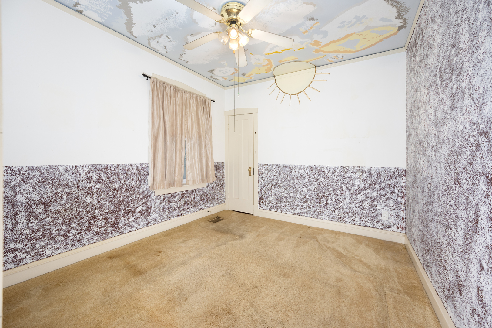 1177 S Clarence Avenue