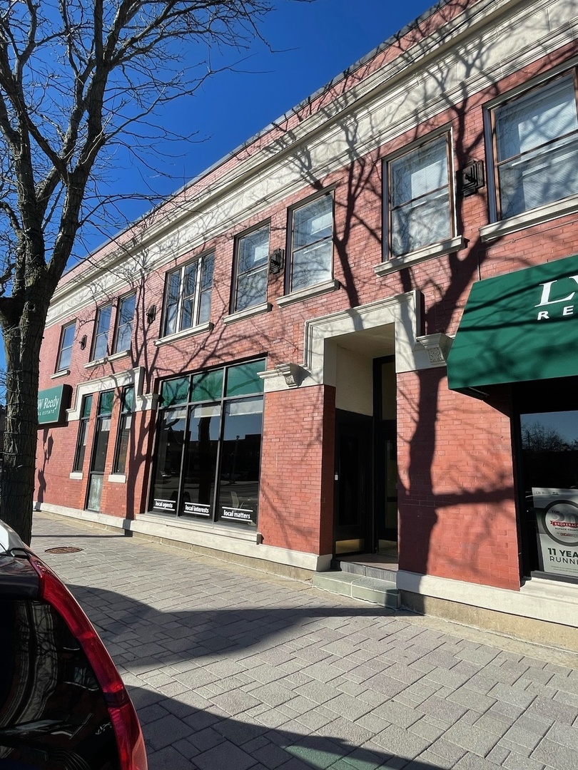 103 E 1 ST Street Unit: 2S