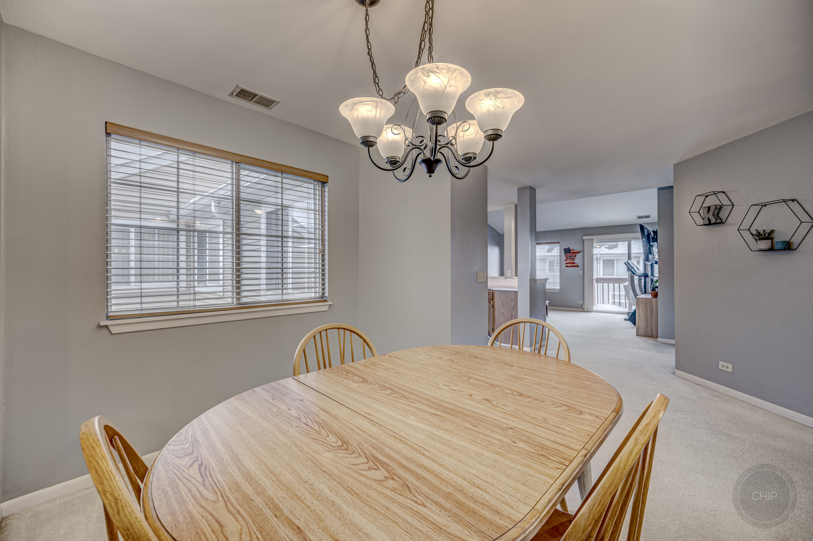 1136 E Cambria South Lane Unit: 1136