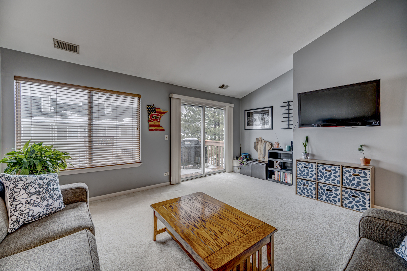 1136 E Cambria South Lane Unit: 1136