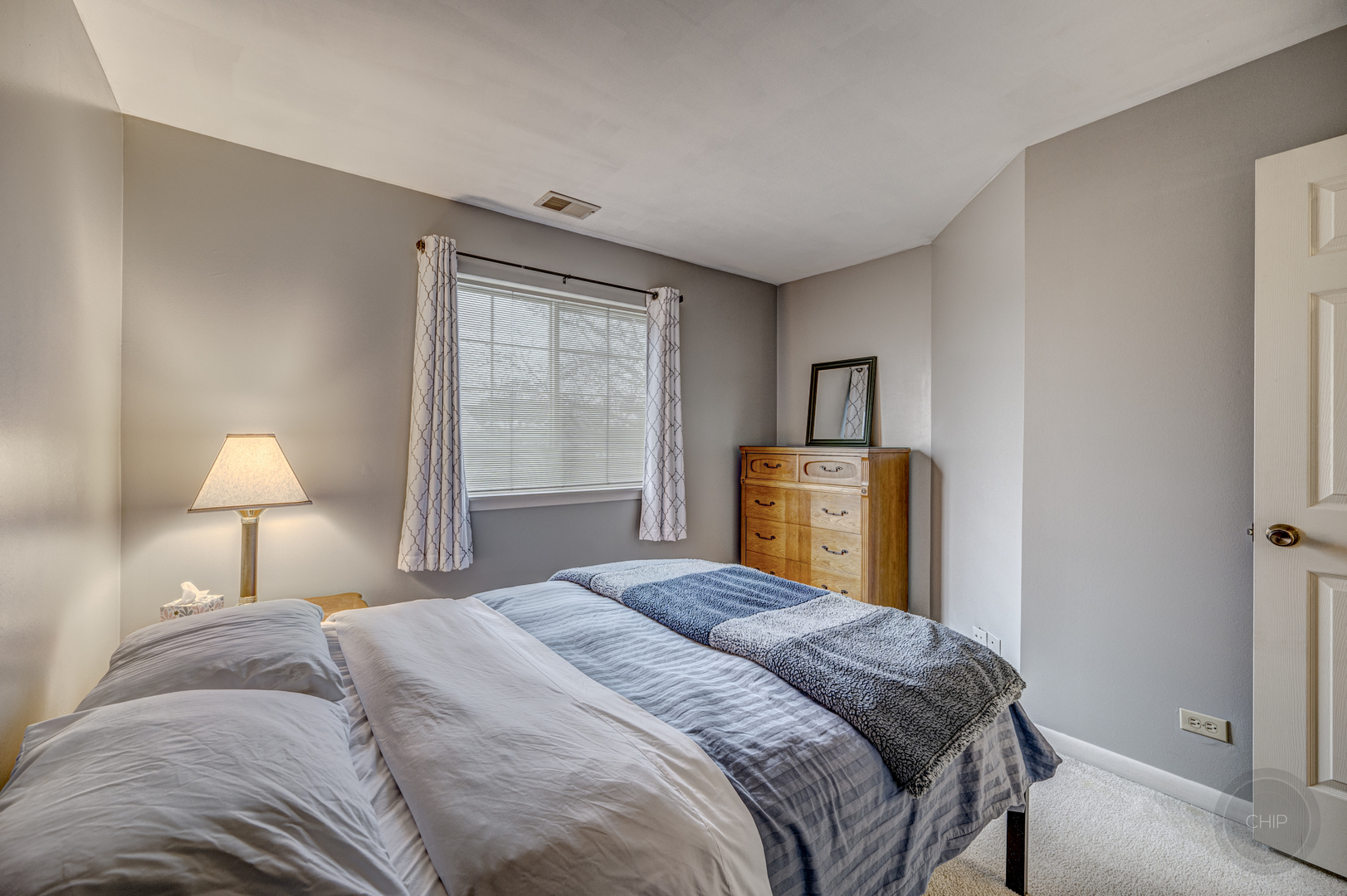 1136 E Cambria South Lane Unit: 1136