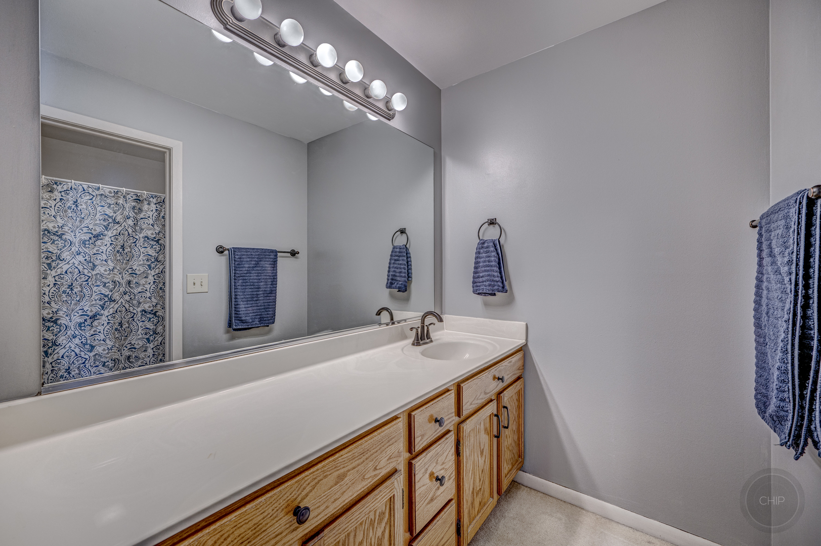 1136 E Cambria South Lane Unit: 1136