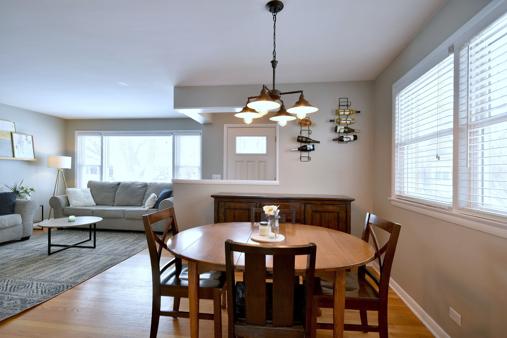 703 S Fairfield Avenue