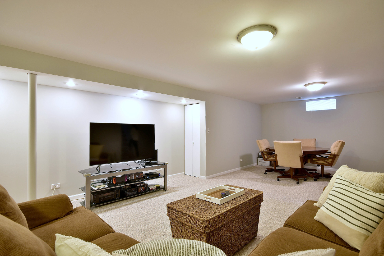 703 S Fairfield Avenue