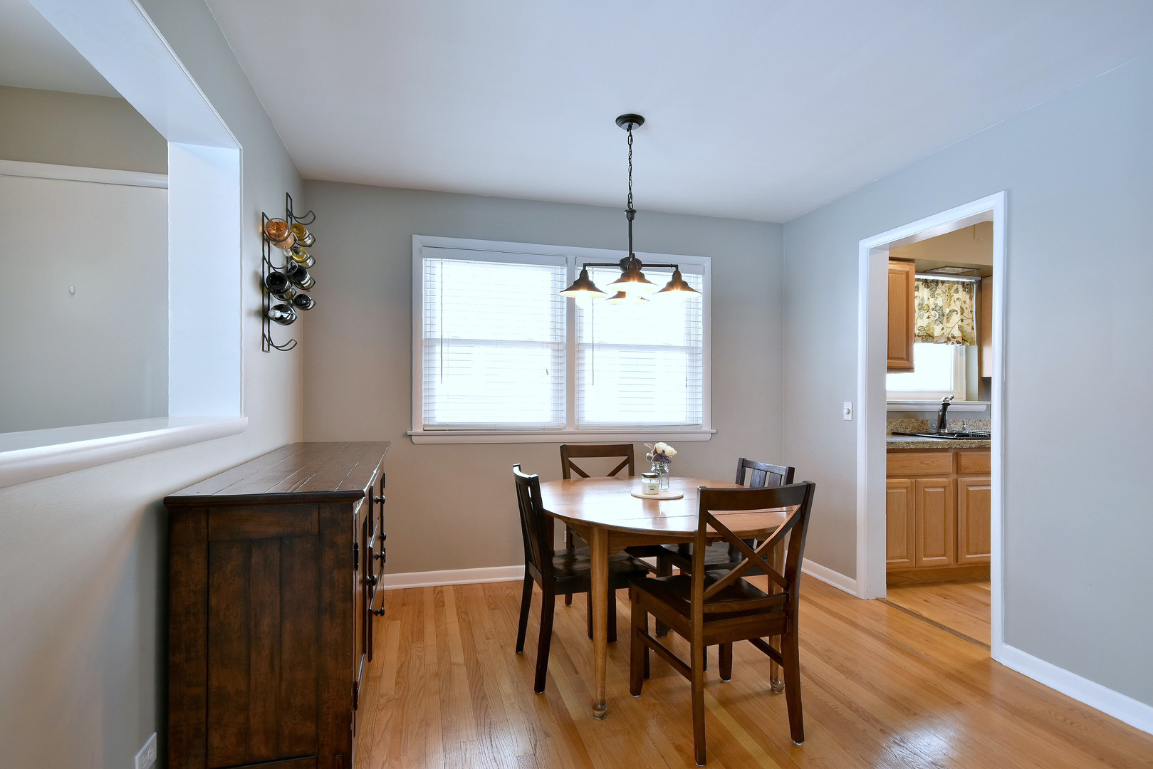 703 S Fairfield Avenue