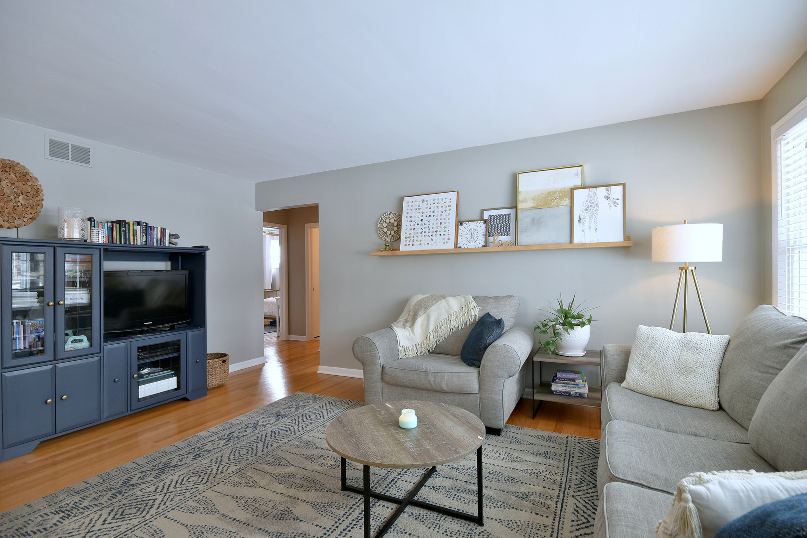 703 S Fairfield Avenue