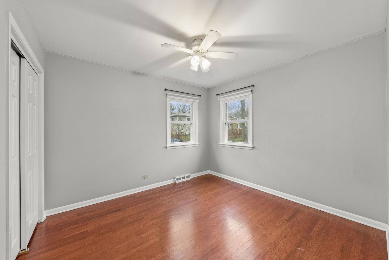 22W558 Tamarack Drive