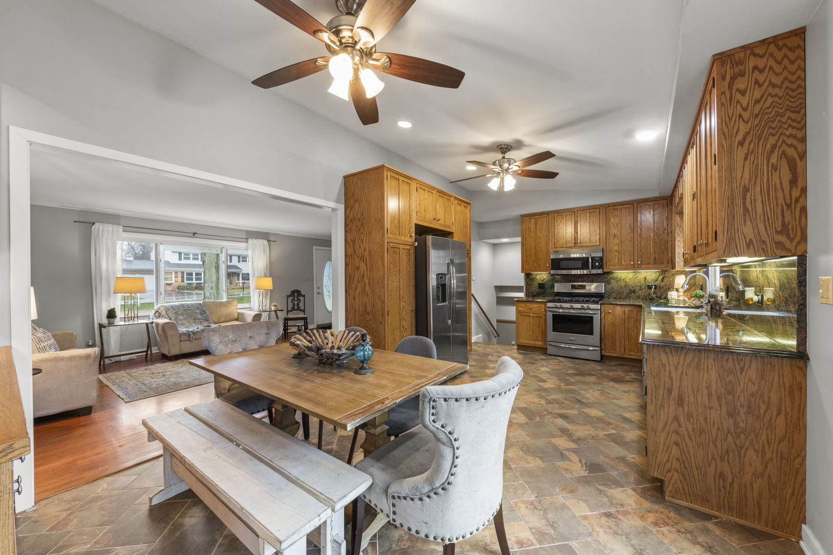 22W558 Tamarack Drive