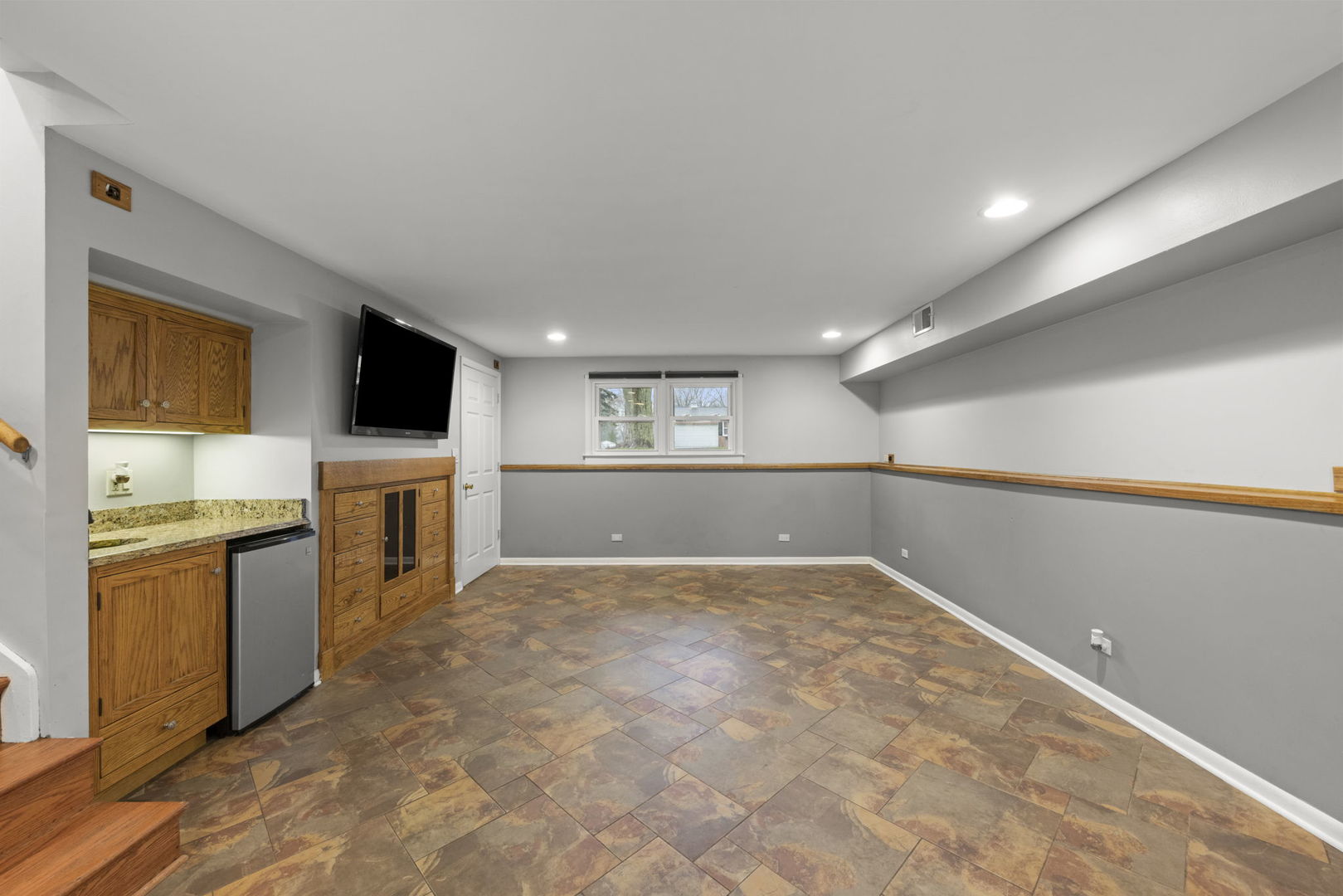 22W558 Tamarack Drive