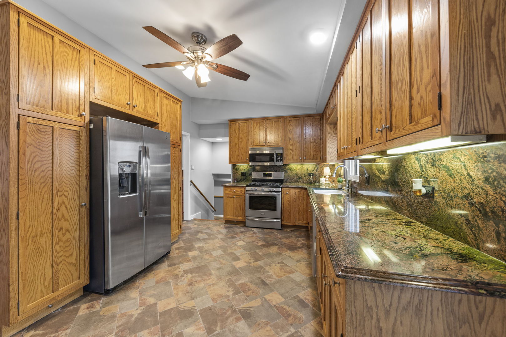 22W558 Tamarack Drive