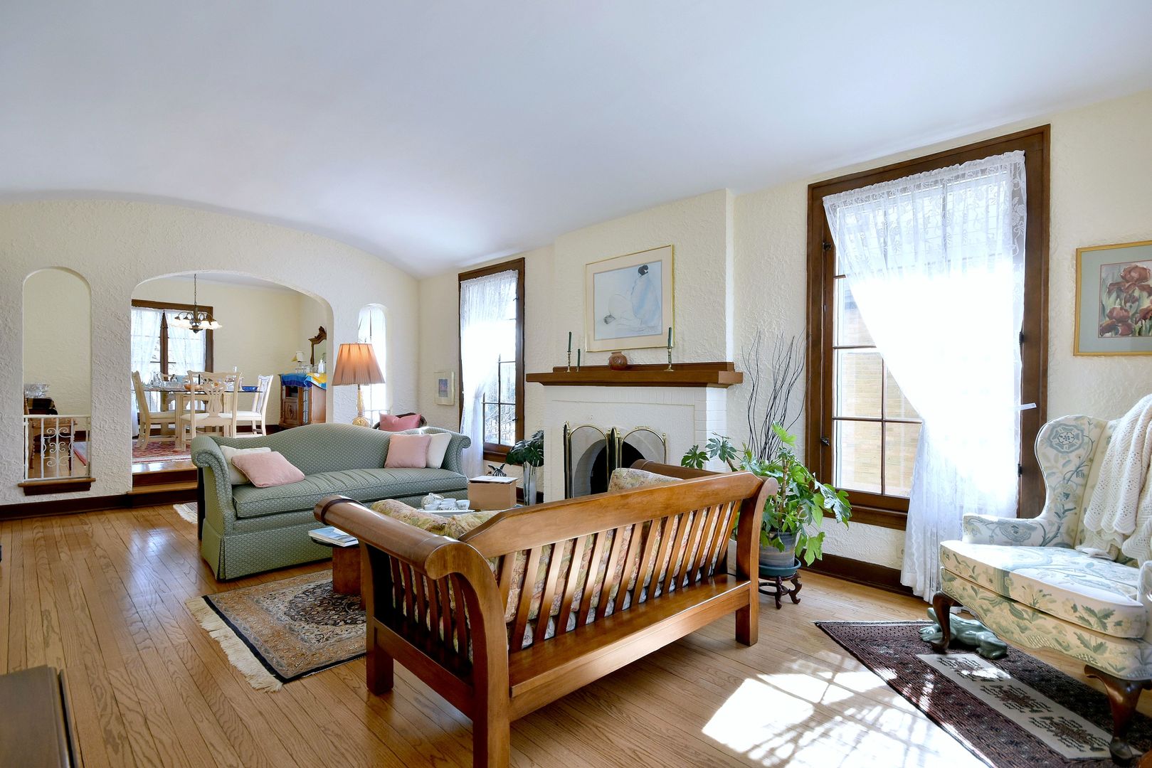 179 S Lawndale Avenue