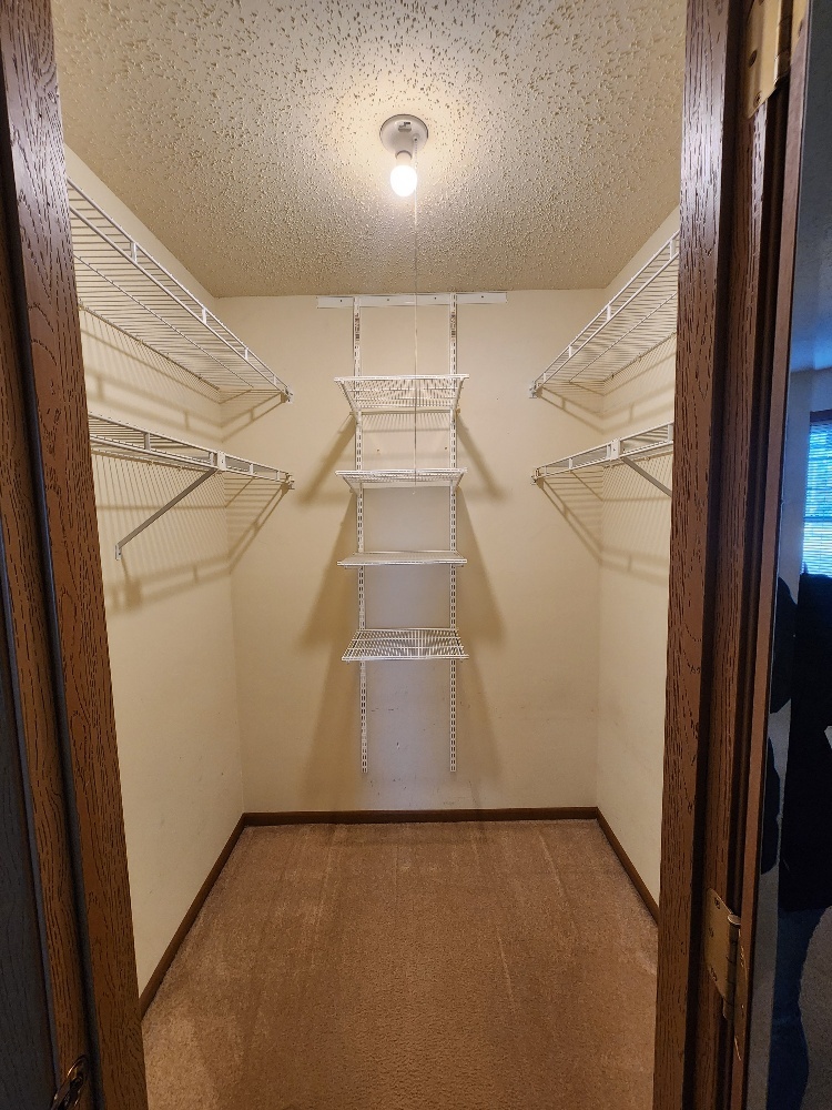 669 Catherine Court Unit: L-B