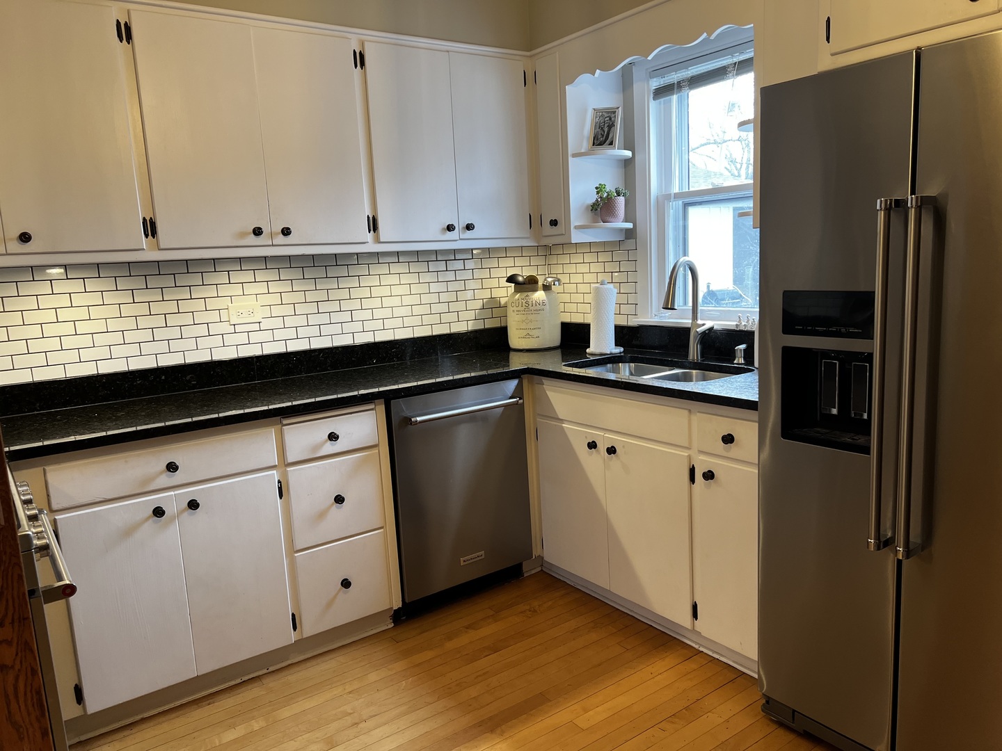 252 N Illinois Street