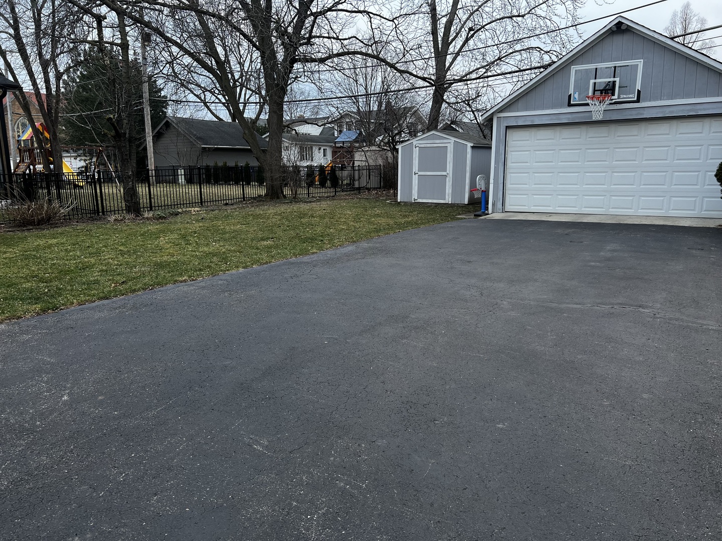 252 N Illinois Street