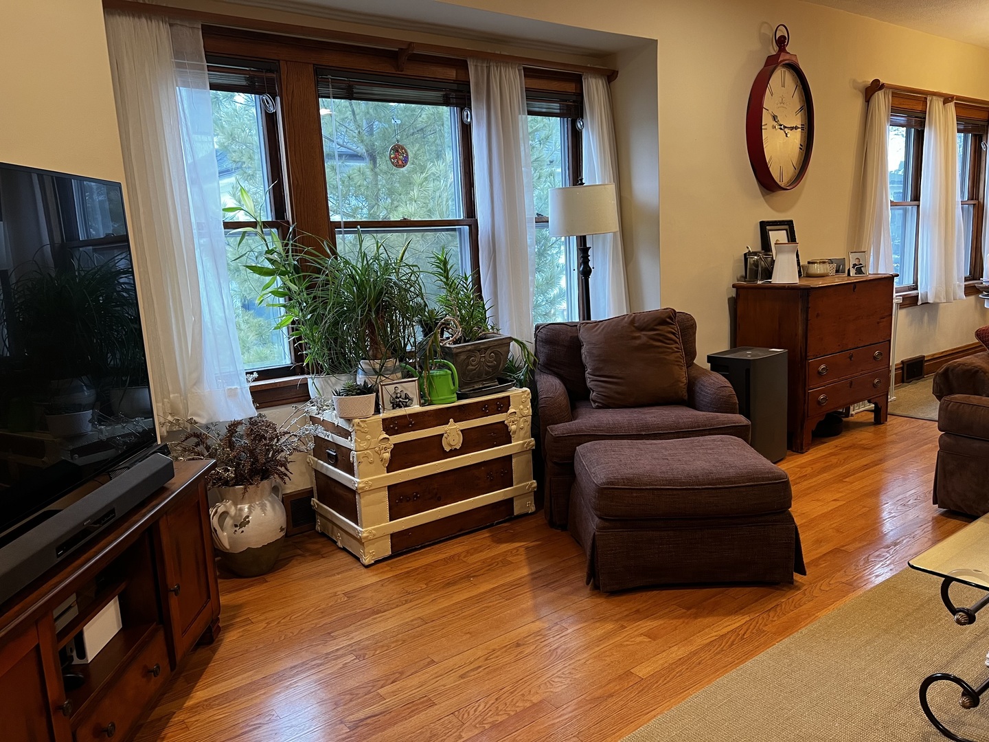 252 N Illinois Street