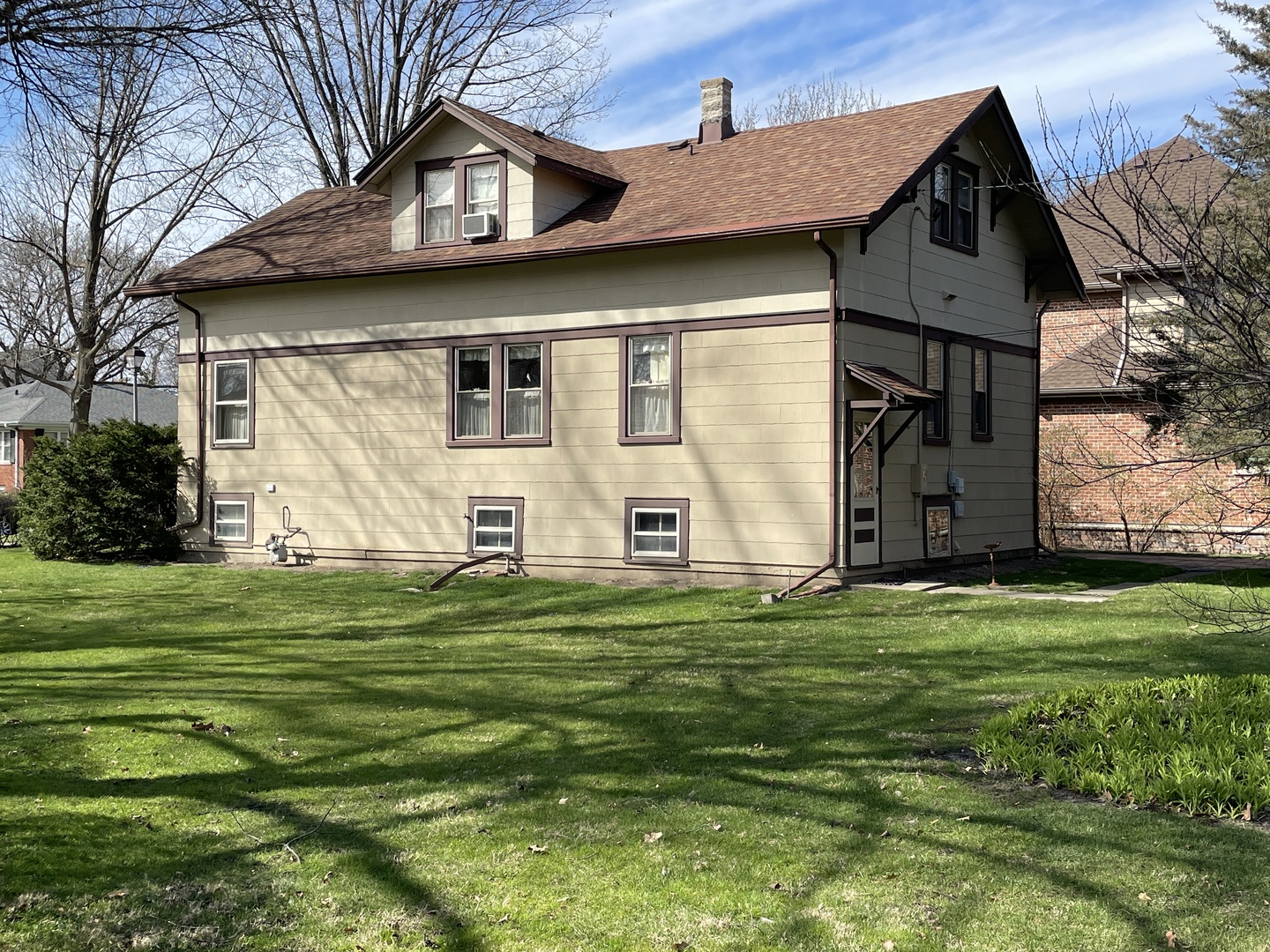 579 S Kenilworth Avenue