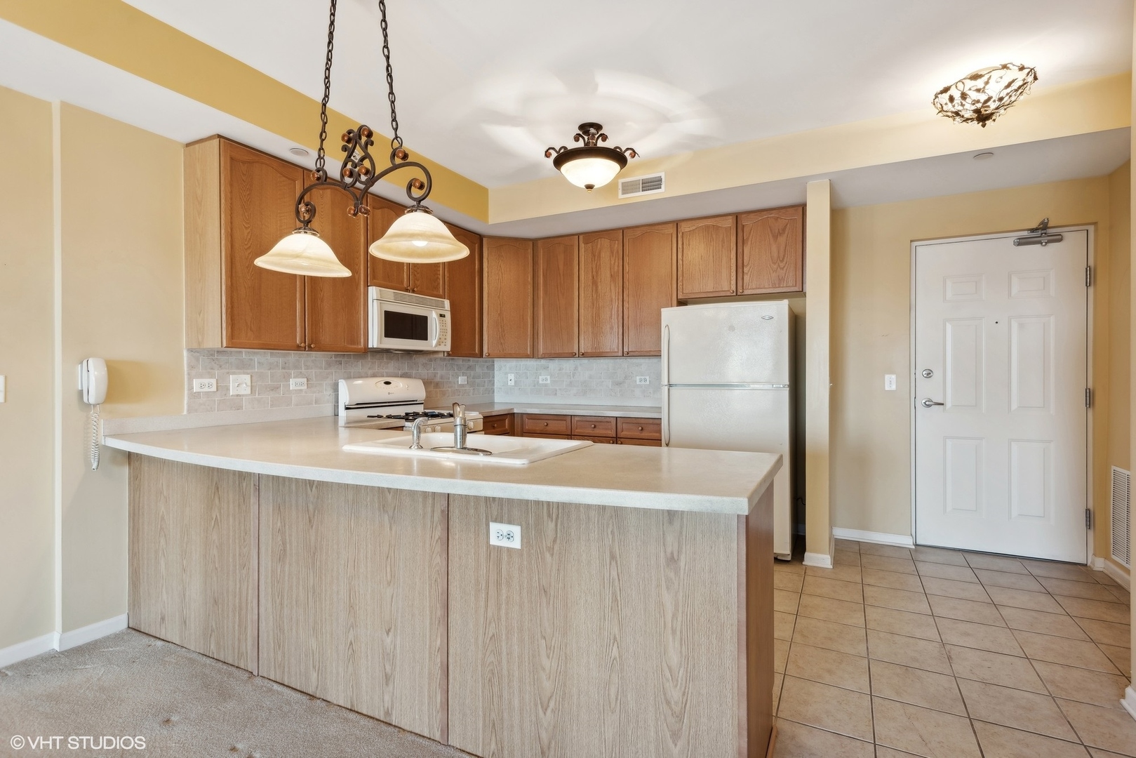 135 S York Street Unit: 514