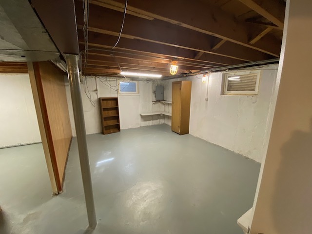 375 N Highland Avenue