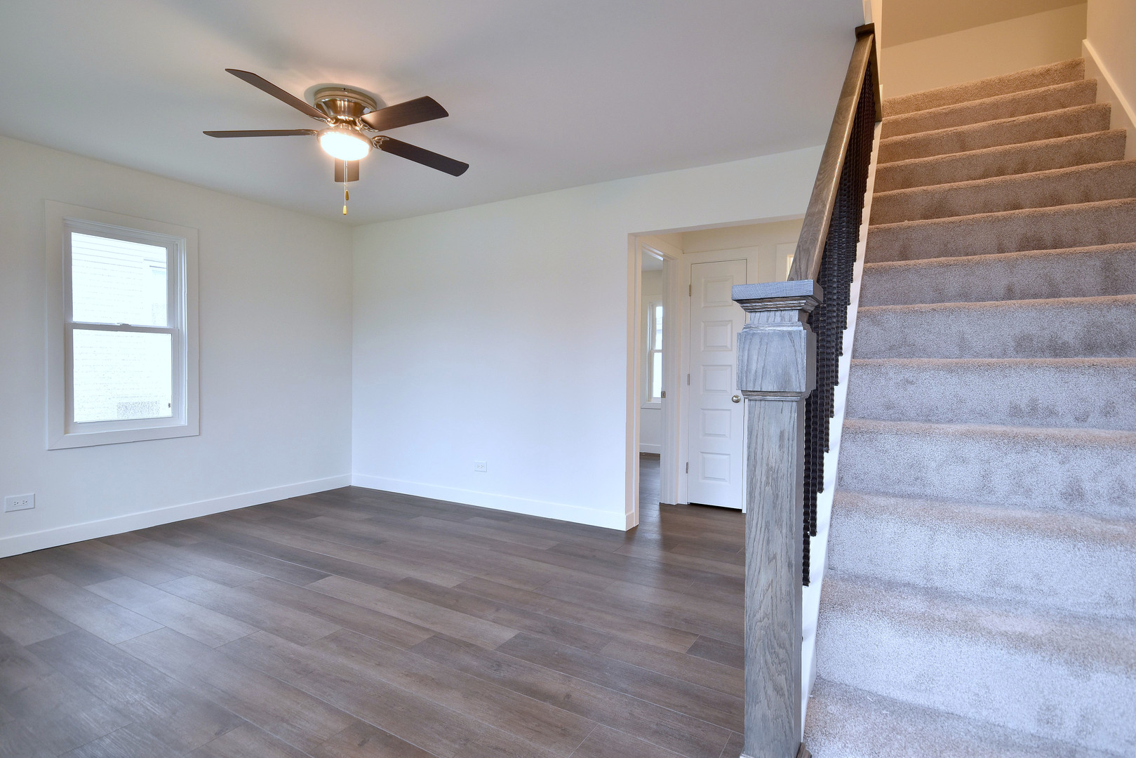 601 E Prairie Avenue