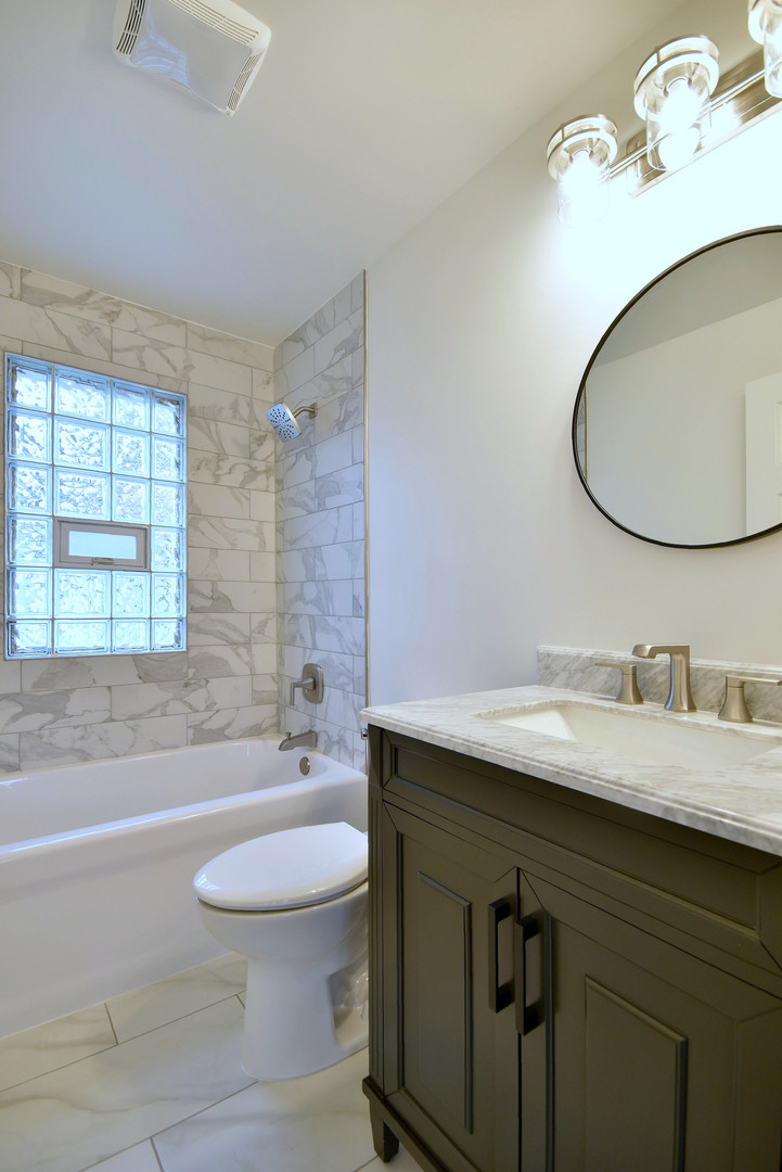 601 E Prairie Avenue