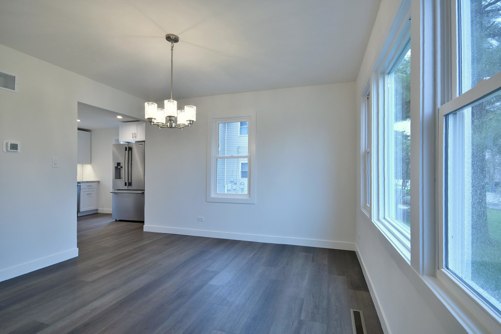 601 E Prairie Avenue