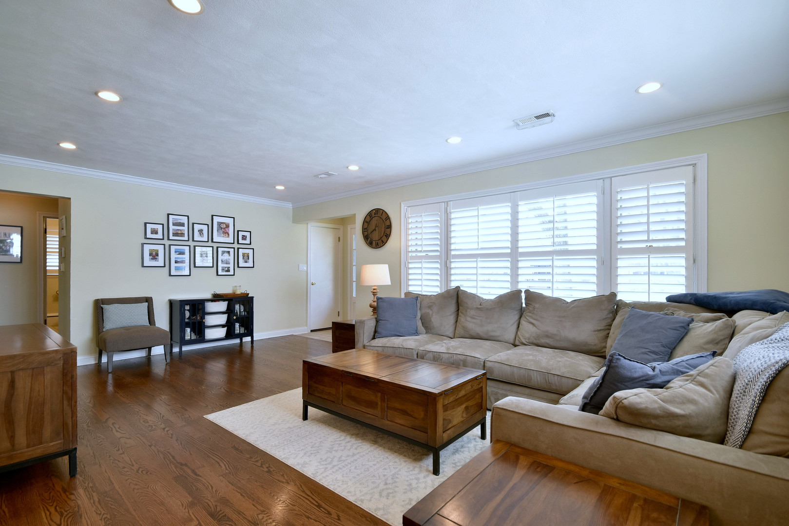 247 N Evergreen Avenue