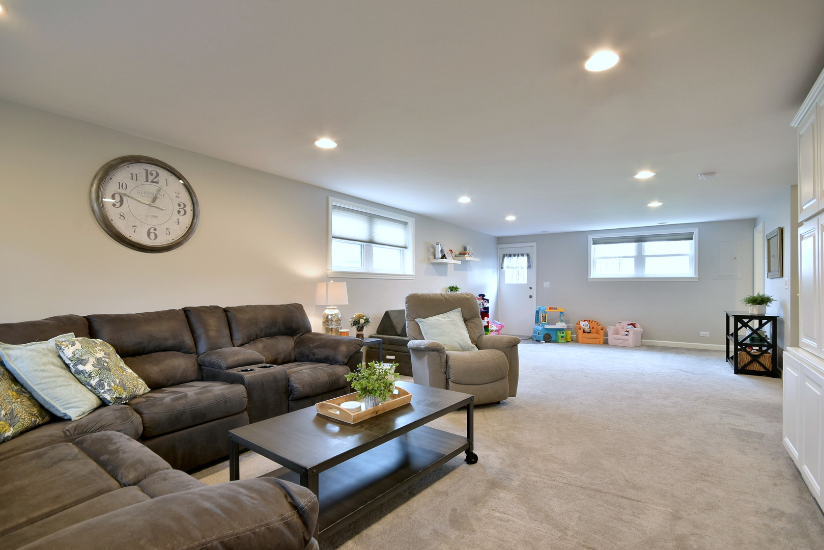 770 S Parkside Avenue