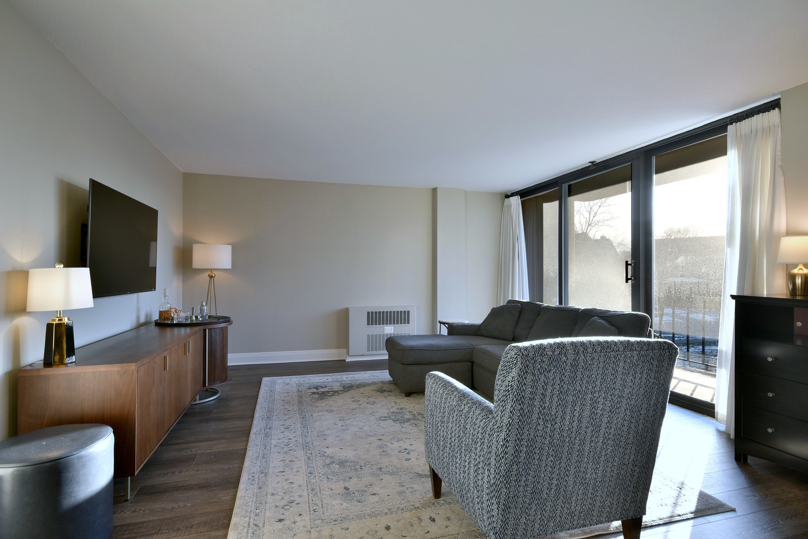 1110 Grove Street Unit: 2K