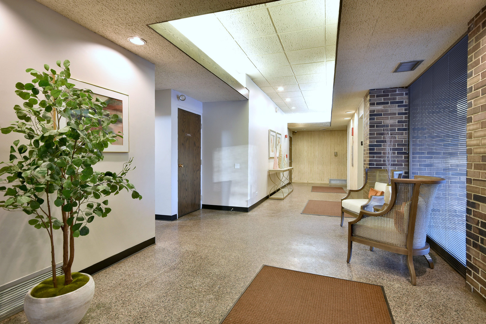 1110 Grove Street Unit: 2K