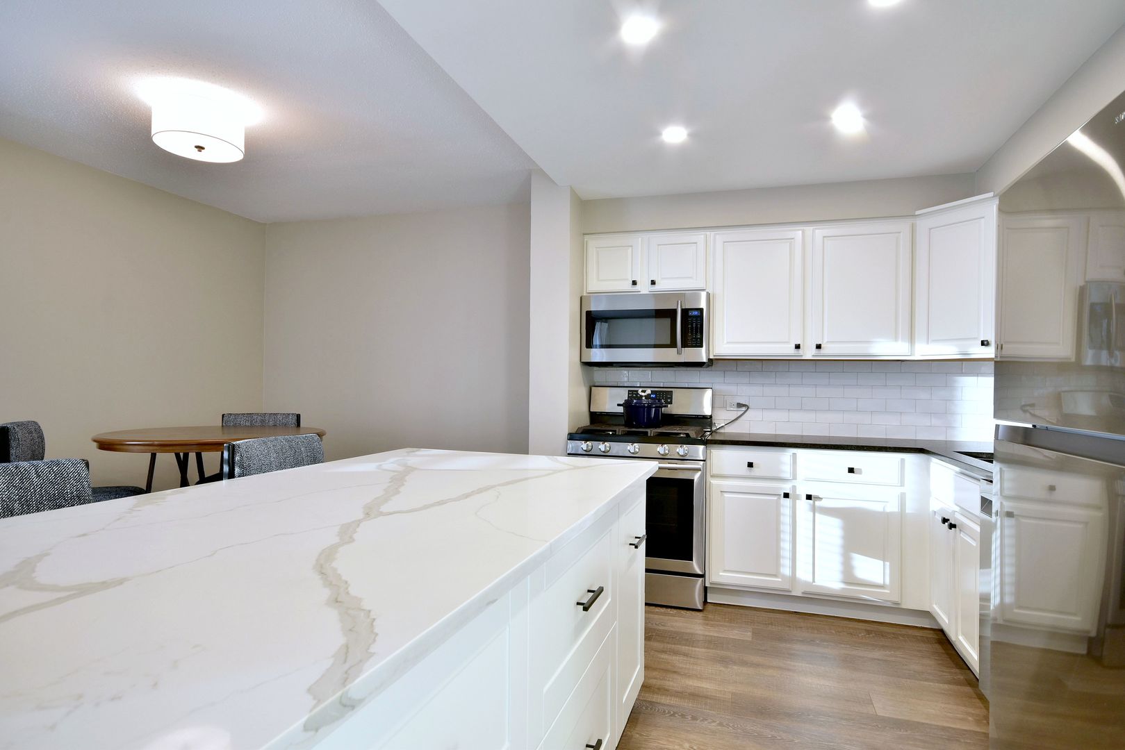 1110 Grove Street Unit: 2K