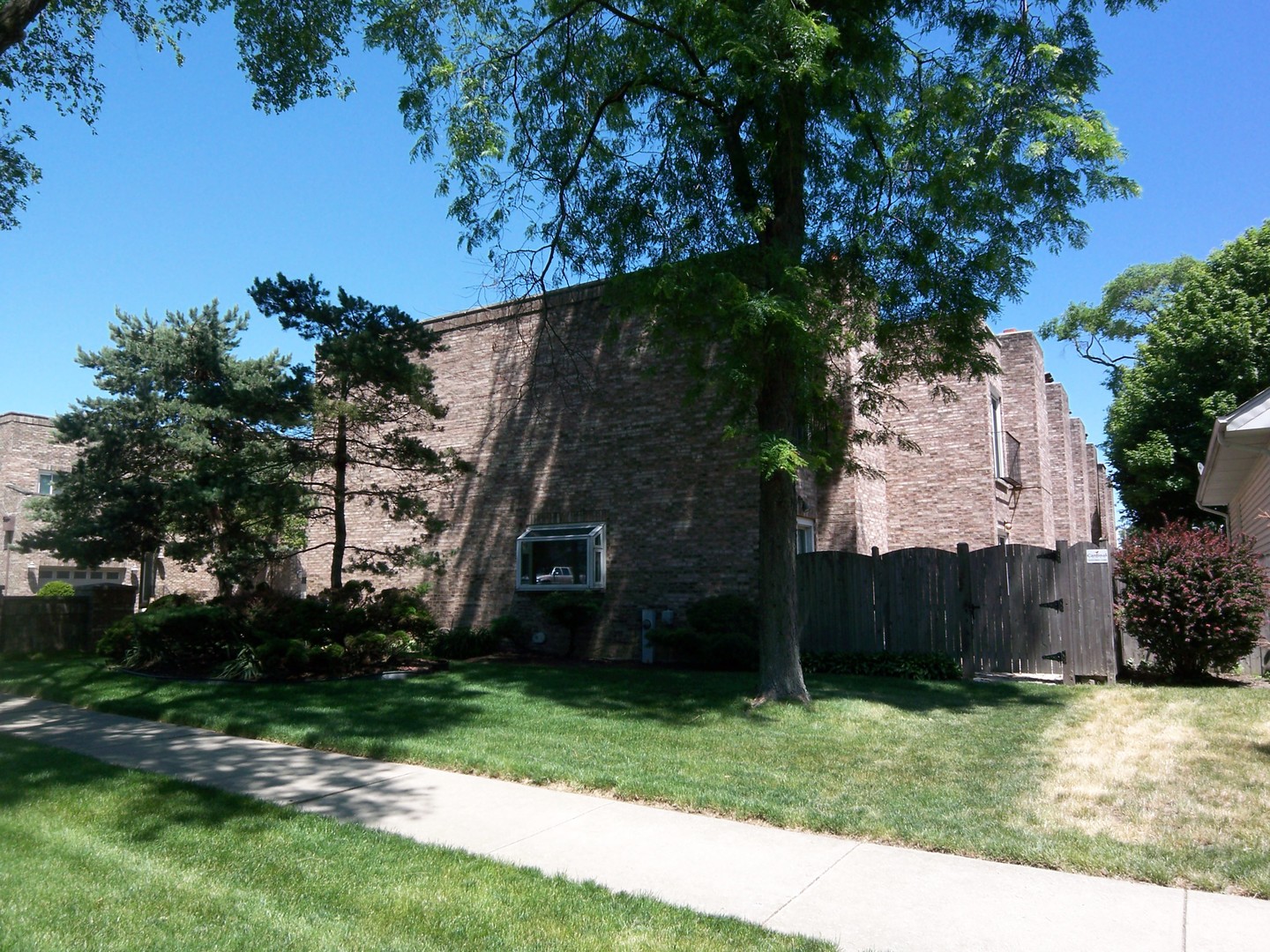 479 N Addison Avenue Unit: D