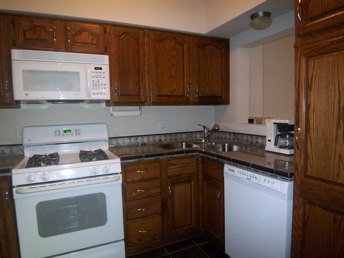 479 N Addison Avenue Unit: D