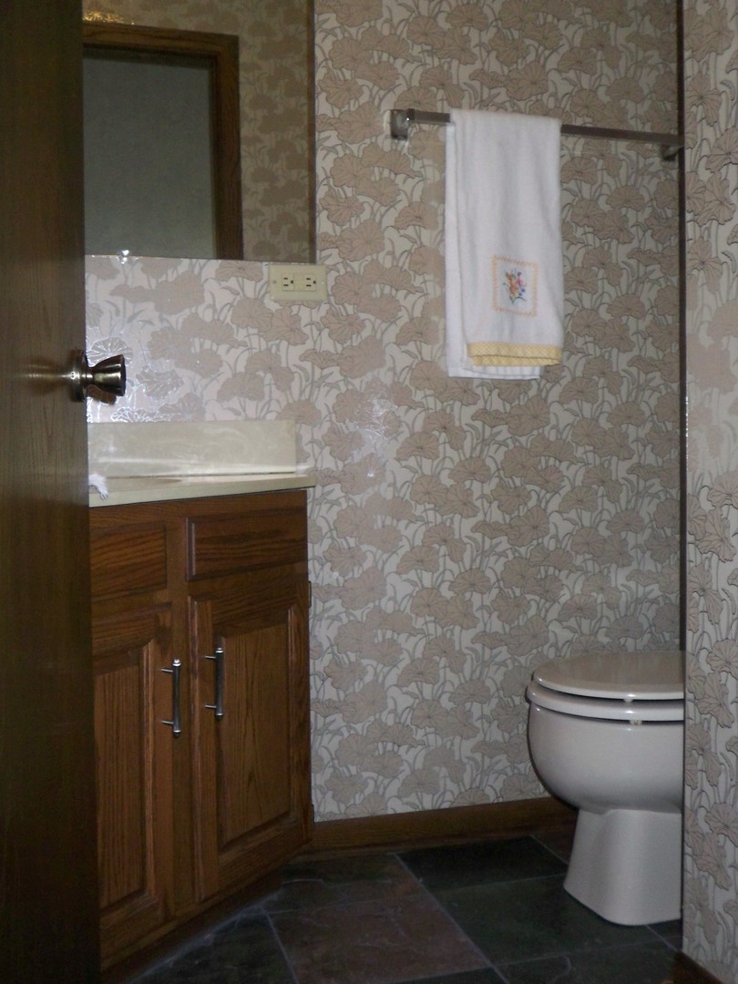 479 N Addison Avenue Unit: D