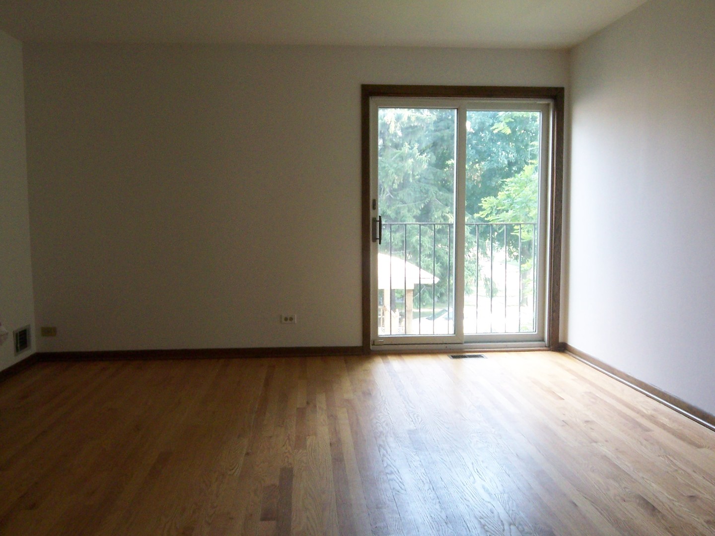 479 N Addison Avenue Unit: D