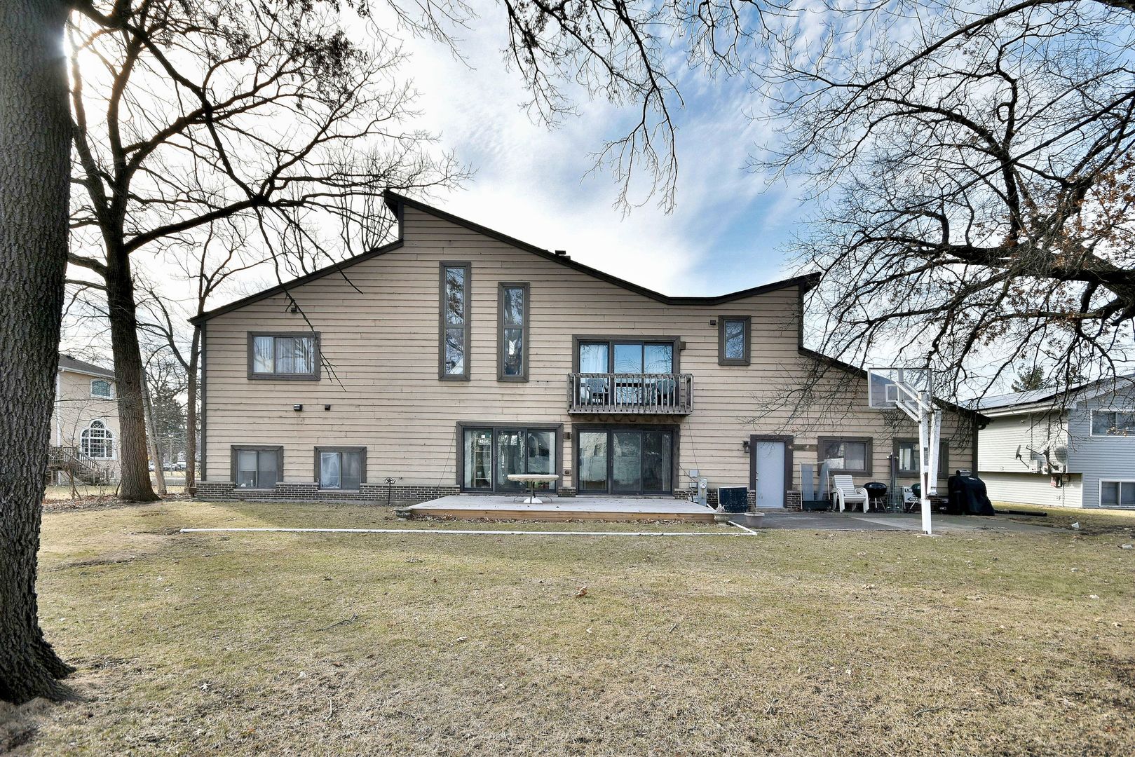 253 N Bonnie Brae Avenue